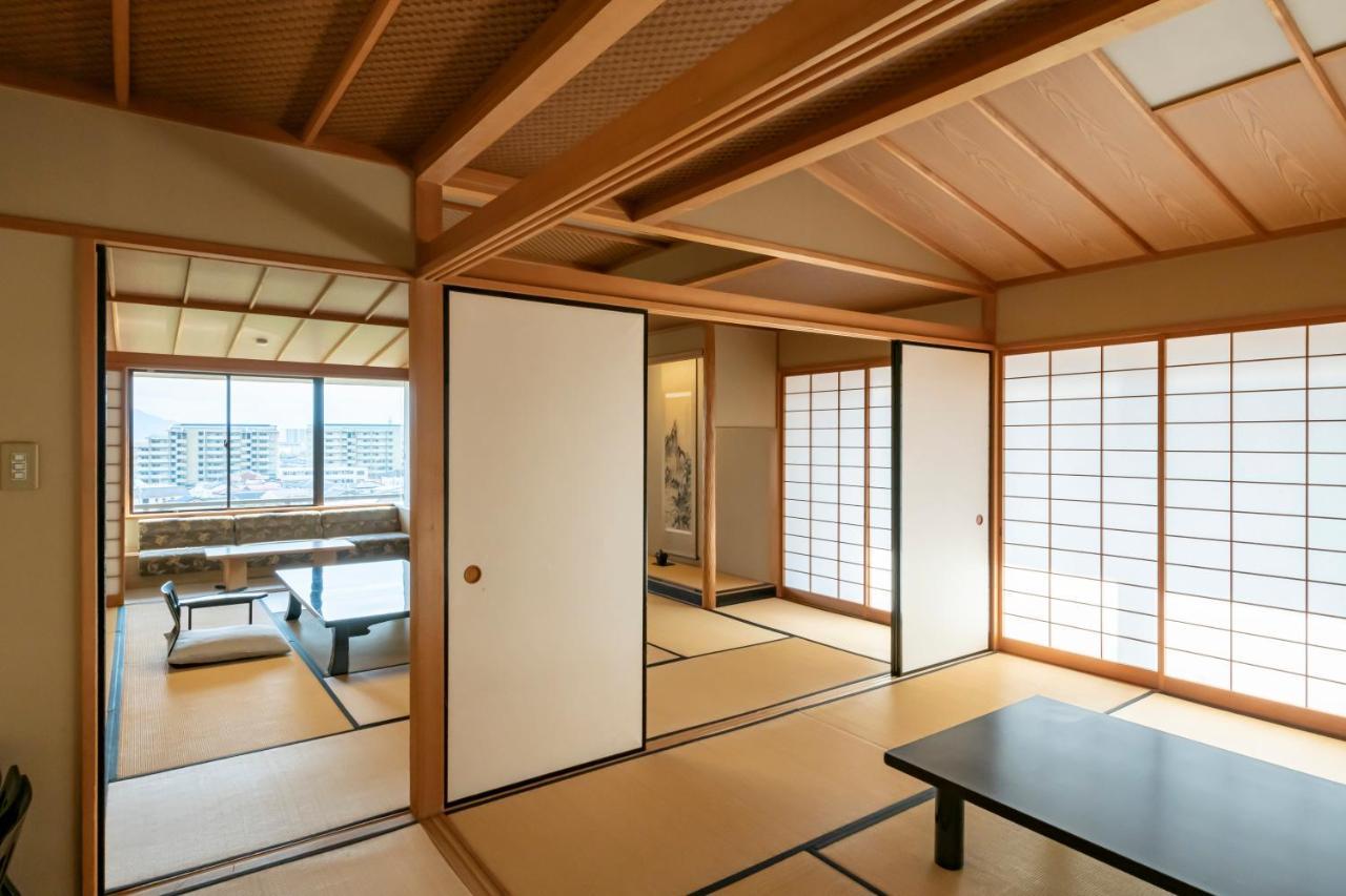 Tokiwa Hotel Кофу Экстерьер фото