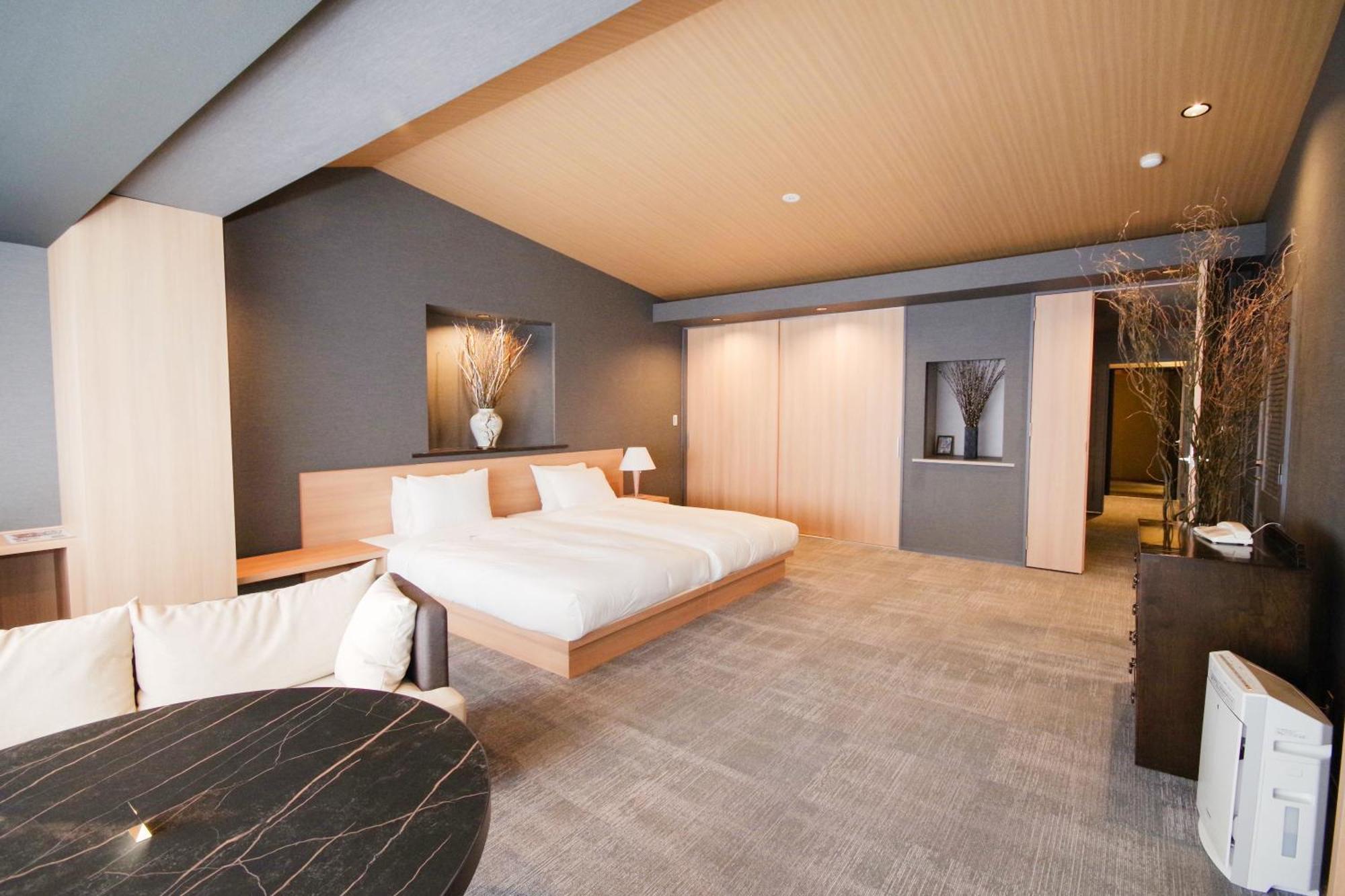 Tokiwa Hotel Кофу Экстерьер фото